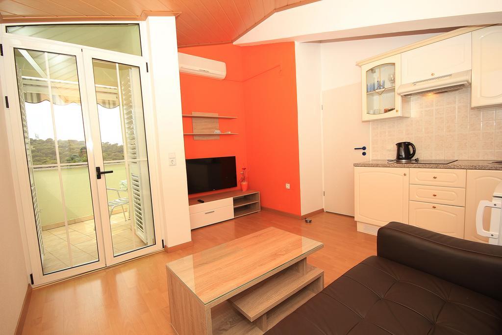 Apartment Vucic Makarska Dış mekan fotoğraf